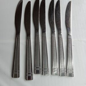Cambridge knife set